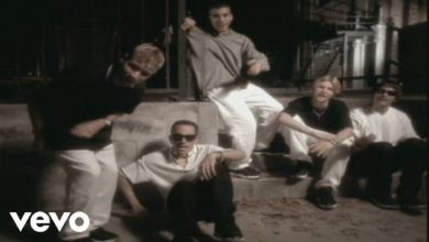 Backstreet Boys - Quit Playing Games (With My Heart) (Official Music Video)
