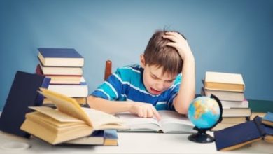 الاساليب الخاطئة والصحيحة للاطفال فى الامتحانات . كيف أذاكر لابني؟